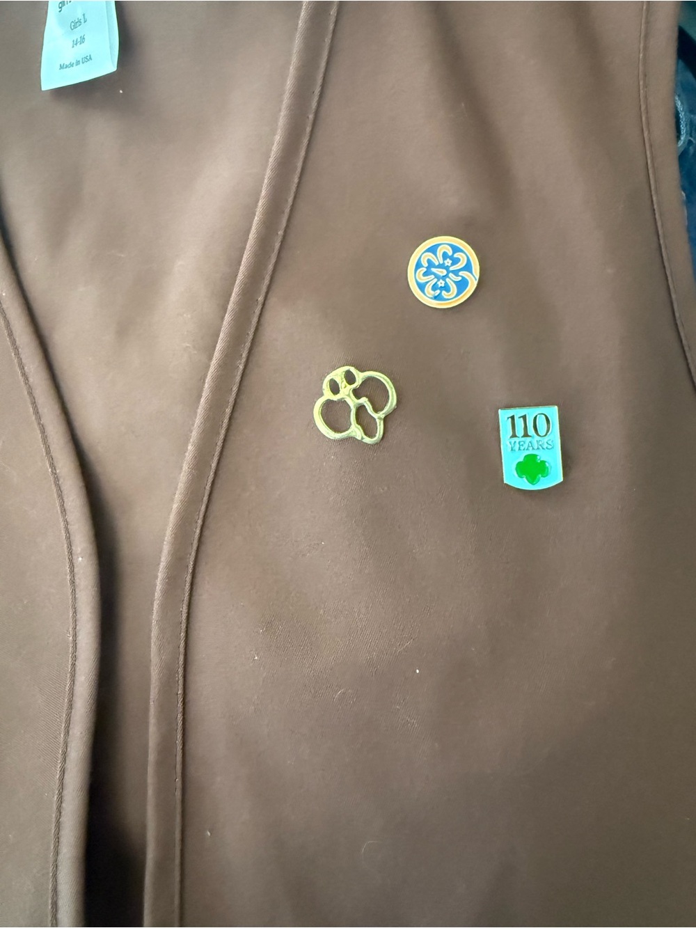 Girl Scouts Brownies Vest Sleeveless - Picture 6 of 7